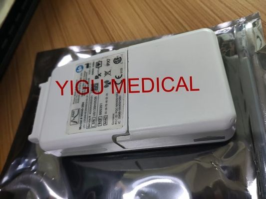 MX40 Patient Monitor with 2.4GHz Wireless for ECG and SpO2 Monitoring in a Compact Wearable Design